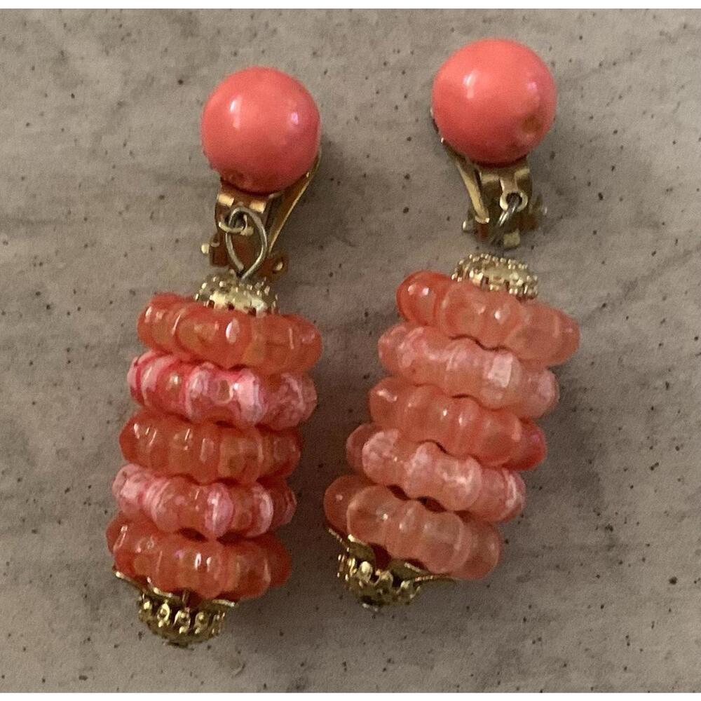 Vintage Goldtone Pink Salmon Color Dangle Bead Clip-on Earrings MCM